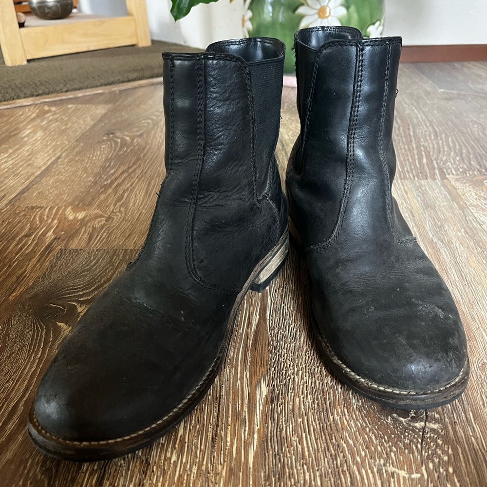 Kodiak Chelsea boots